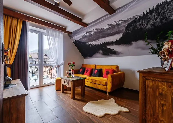 Summit-szczawnica-centrum * שצ'בניצה