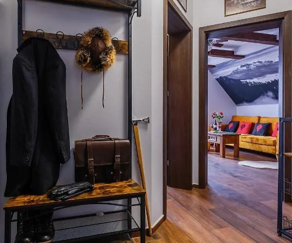 Summit-szczawnica-centrum * שצ'בניצה